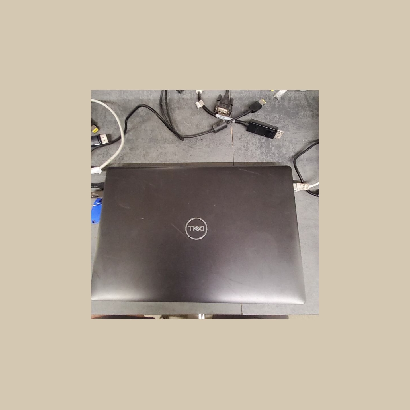 Dell Latitude 5400 | 8 GB | 1 x 256 SSD | B