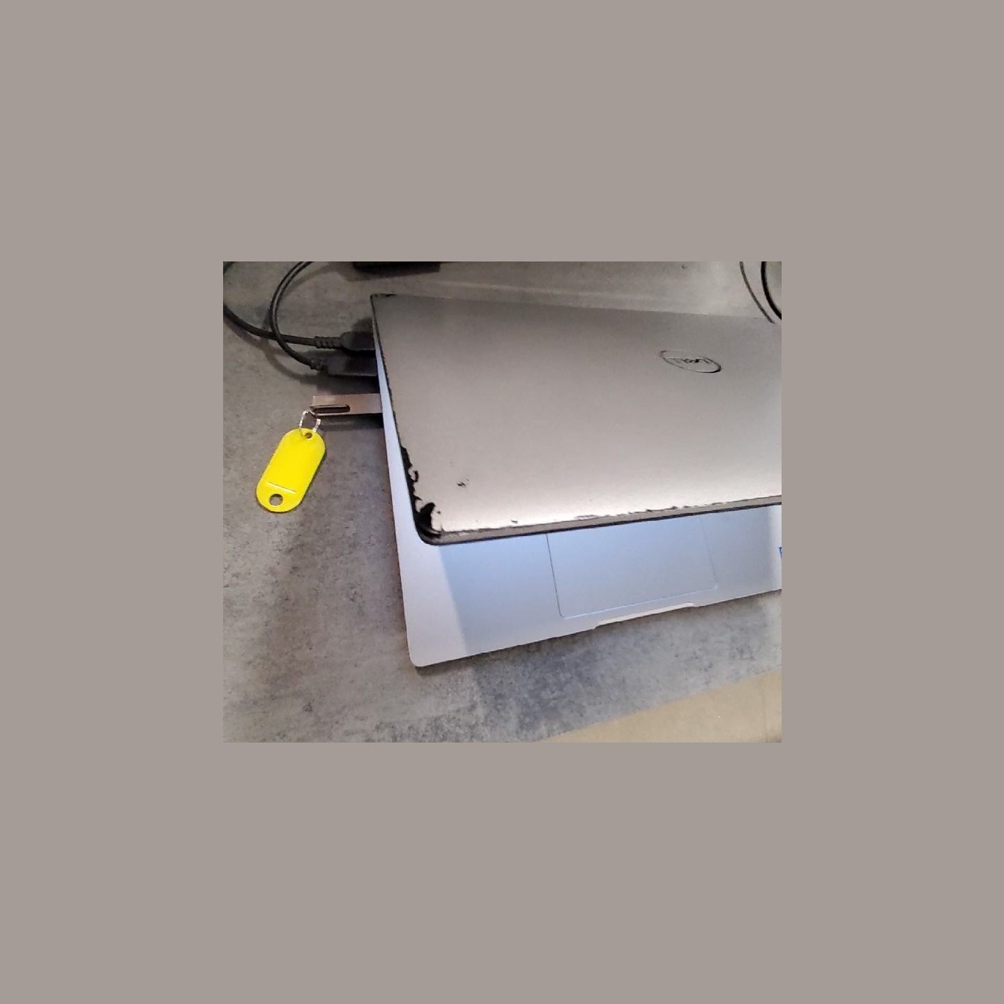 Dell Latitude 5320 | 8 GB | 1 x 256 SSD | A-