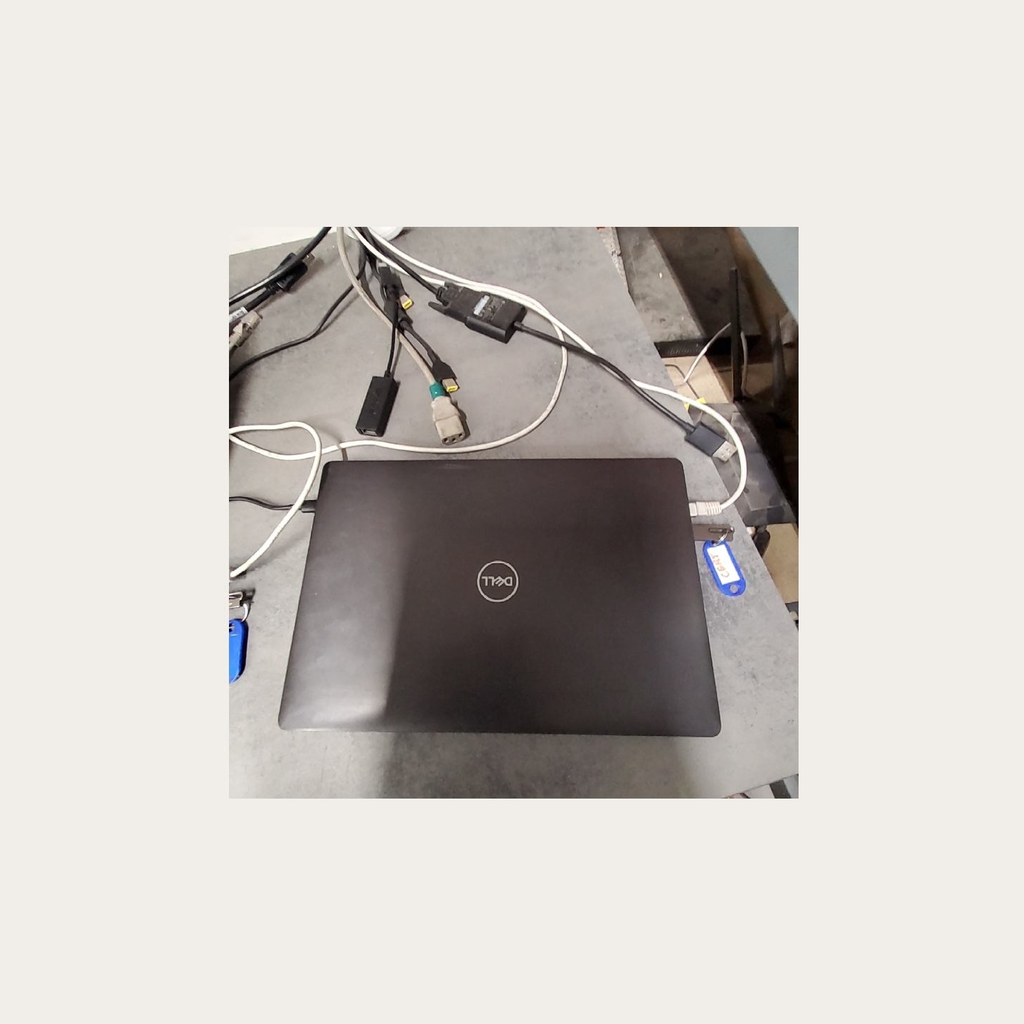 Dell Latitude 5300 | 8 GB | 1 x 256 SSD | B