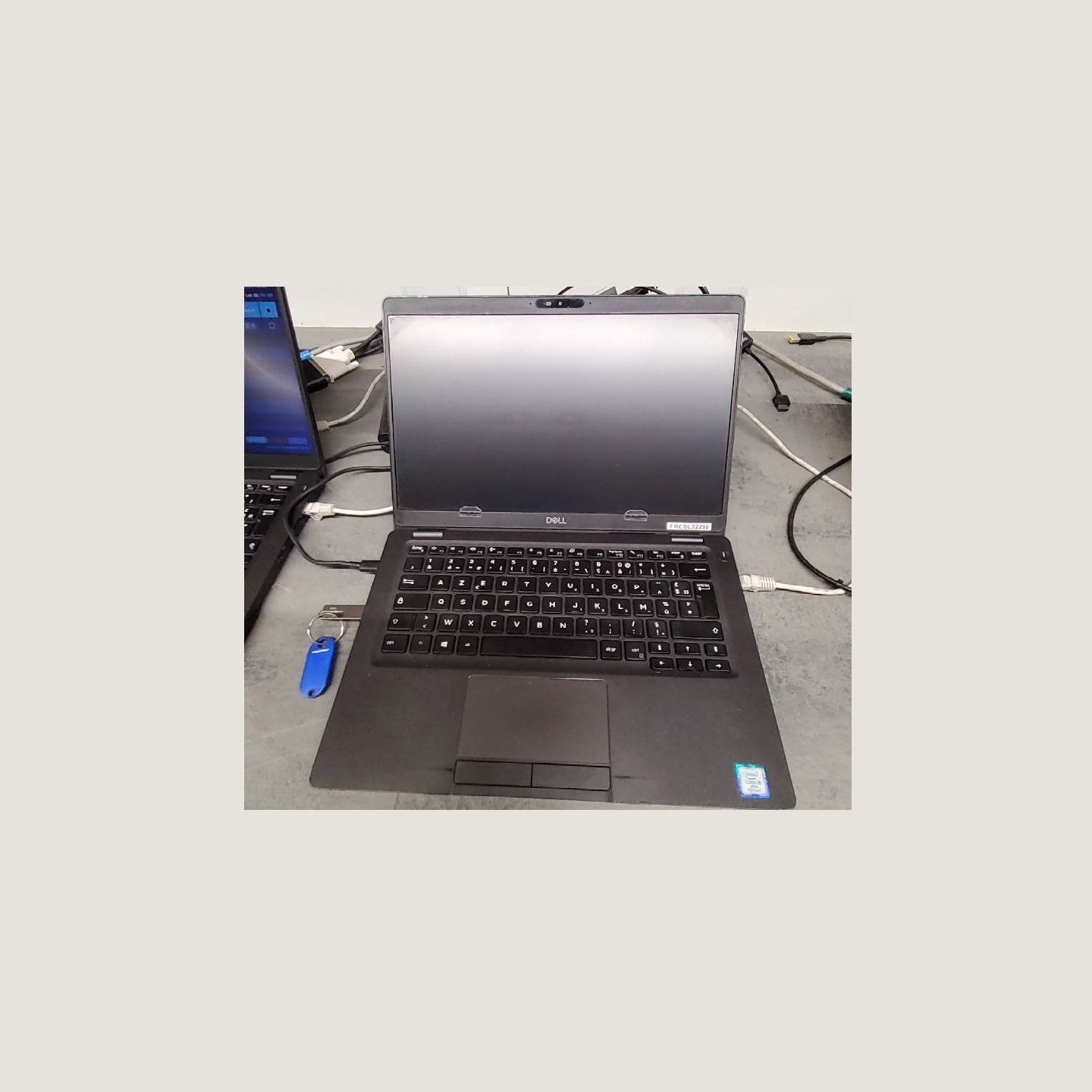 Dell Latitude 5300 | 8 GB | 1 x 256 SSD | B