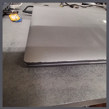 Dell Latitude 5520 | 16 GB | 1 x 512 SSD | B