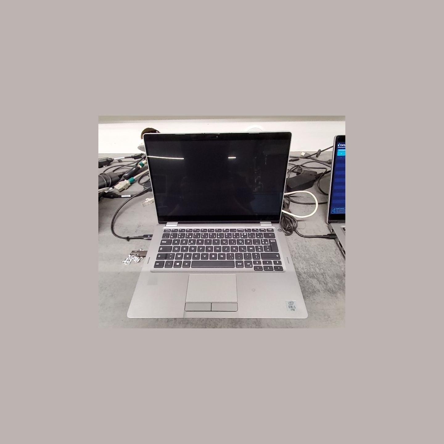 Dell Latitude 5310 2-in-1 | 8 GB | 1 x 512 SSD | A-