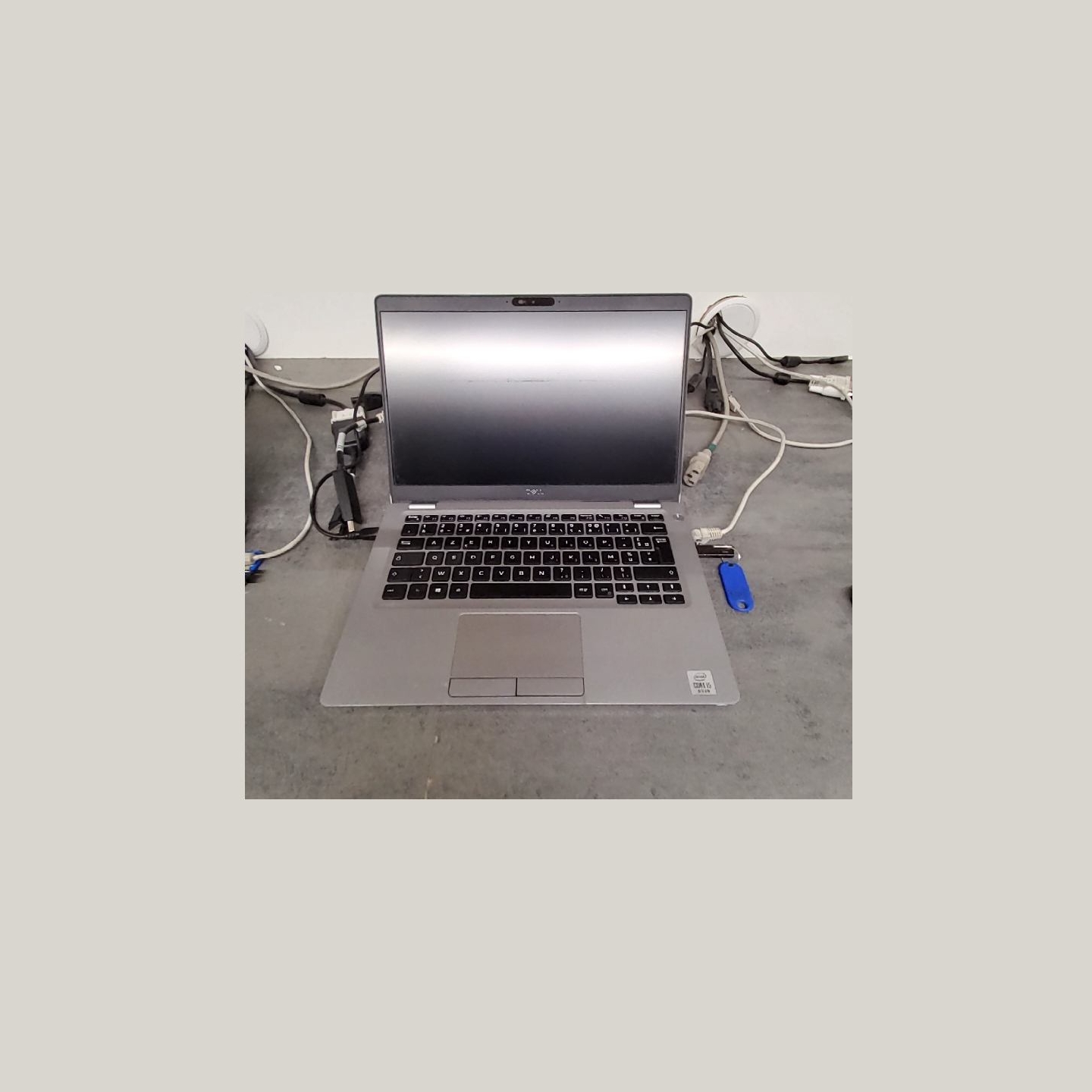 Dell Latitude 5310 | 8 GB | 1 x 256 SSD | B