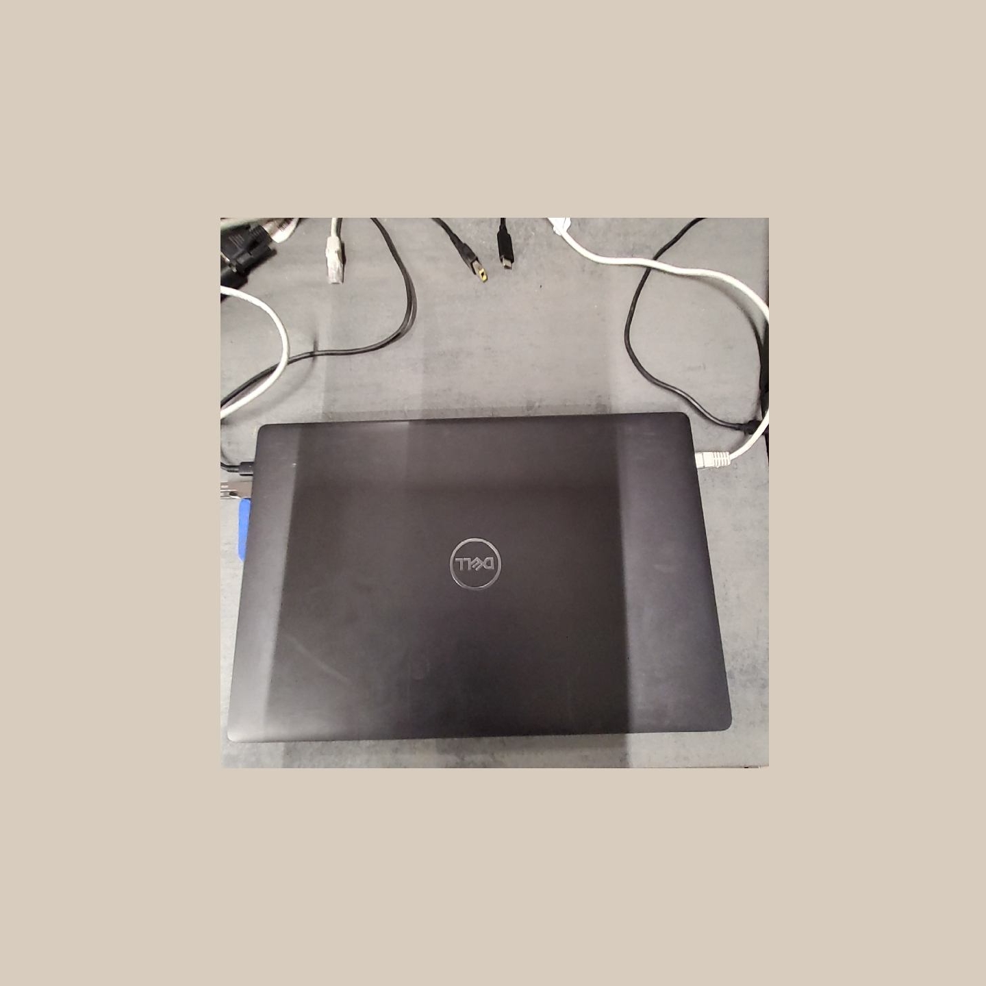 Dell Latitude 5400 | 8 GB | 1 x 256 SSD | B