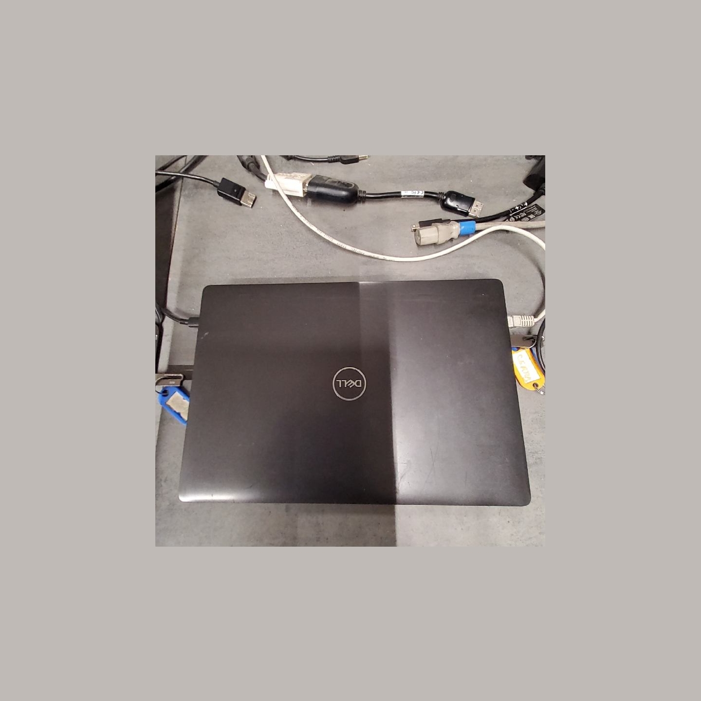 Dell Latitude 5300 | 8 GB | 1 x 256 SSD | B