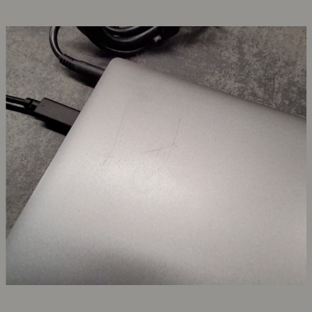 Dell Latitude 3330 | 8 GB | 1 x 256 SSD | B