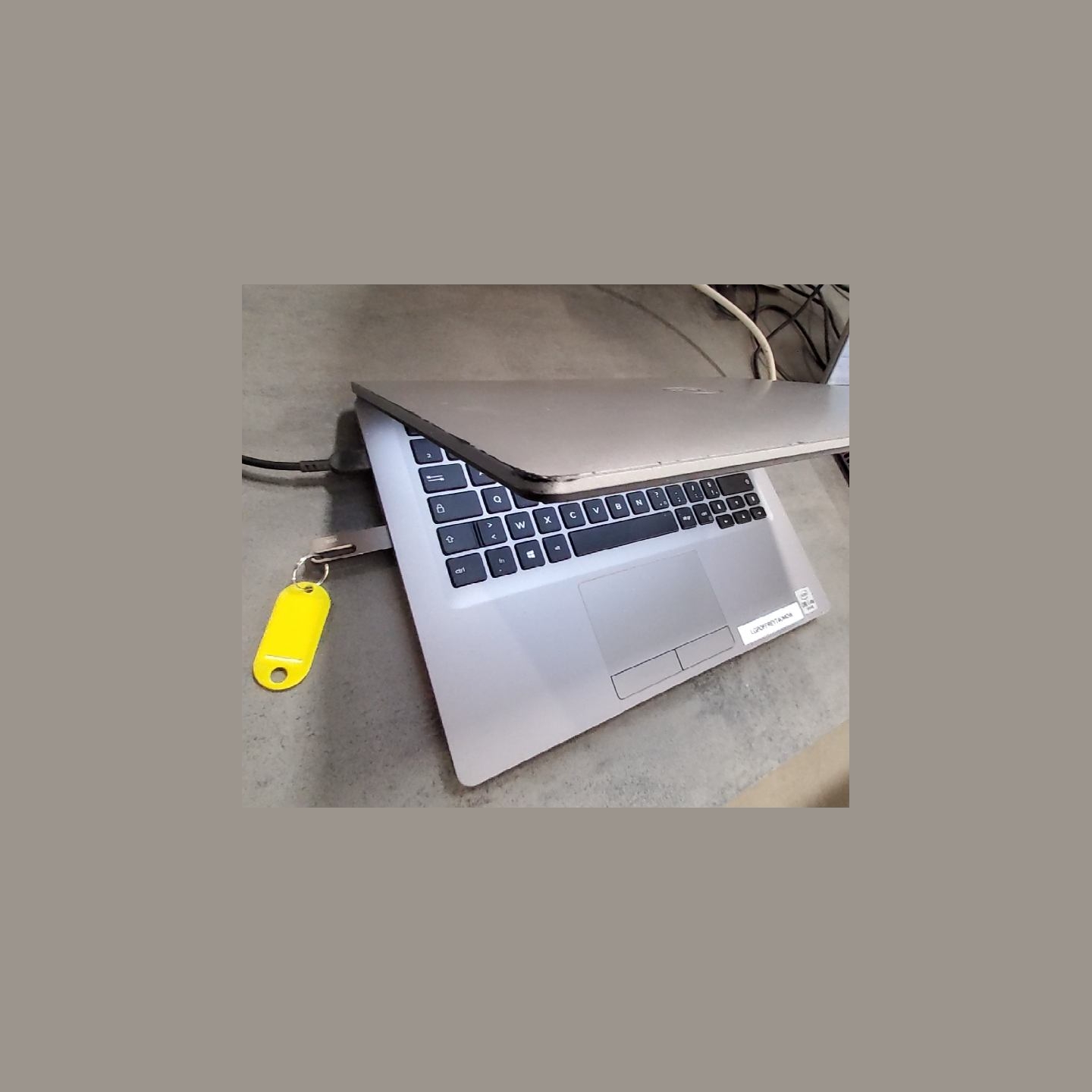 Dell Latitude 5310 | 8 GB | 1 x 256 SSD | A-