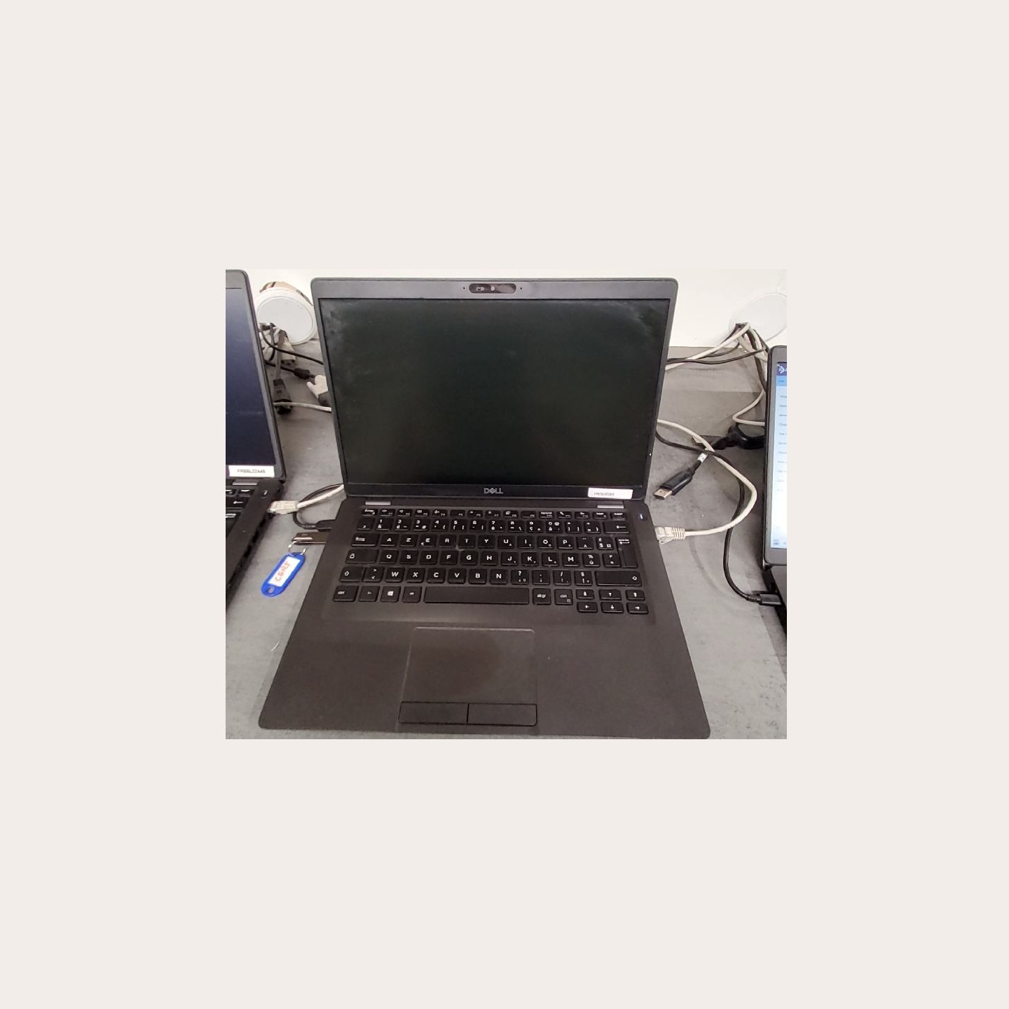 Dell Latitude 5400 | 8 GB | 1 x 256 SSD | B