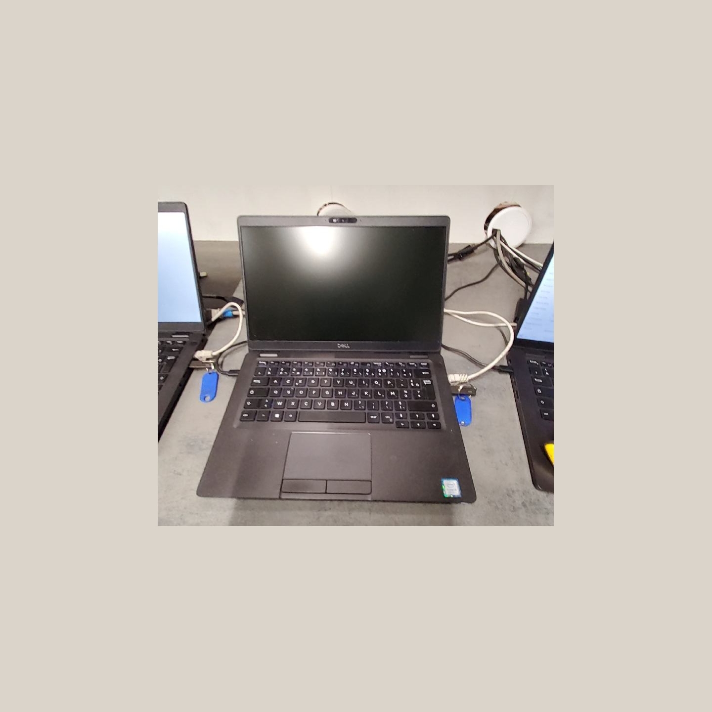 Dell Latitude 5300 | 8 GB | 1 x 256 SSD | A