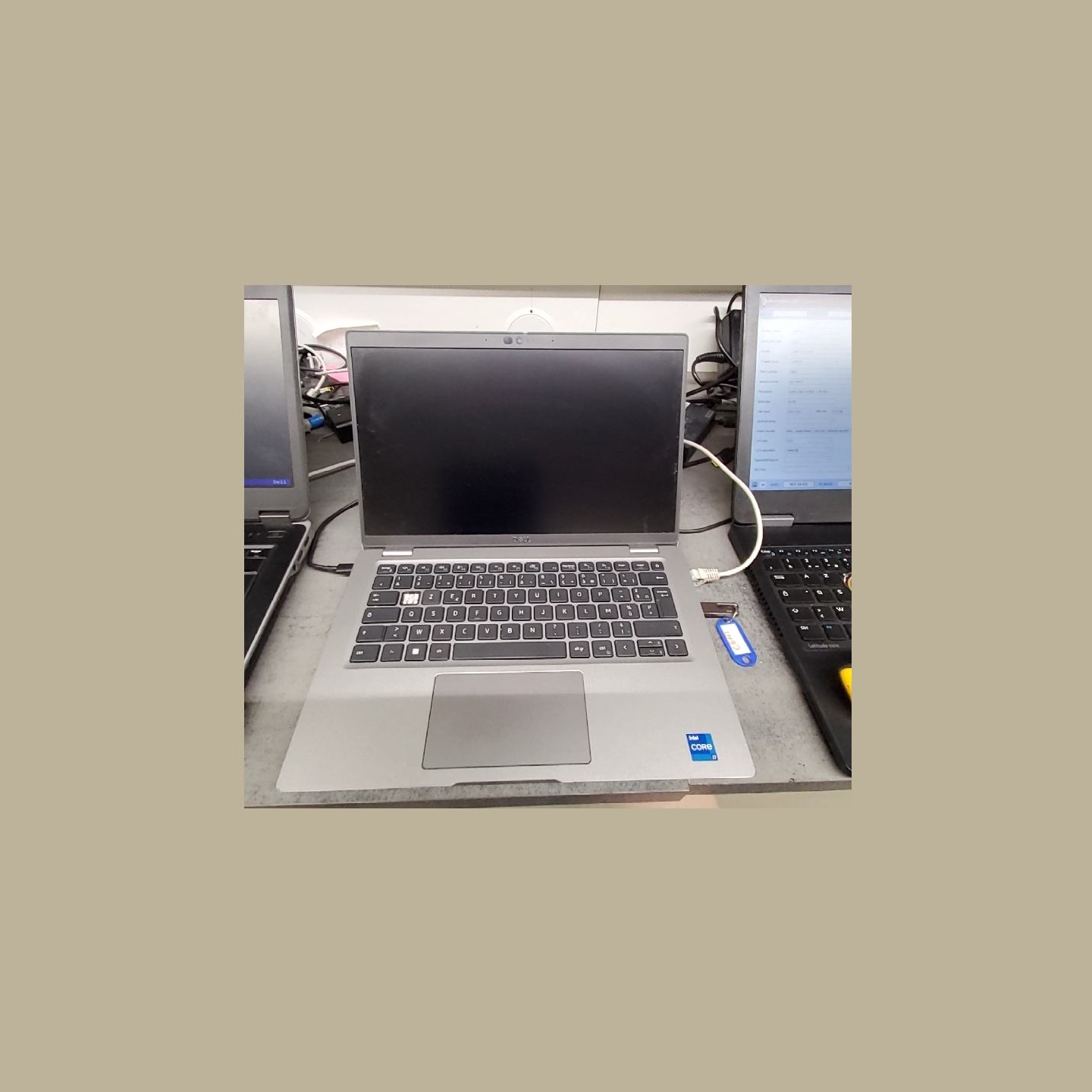 Dell Latitude 5430 | 16 GB | 1 x 512 SSD | B
