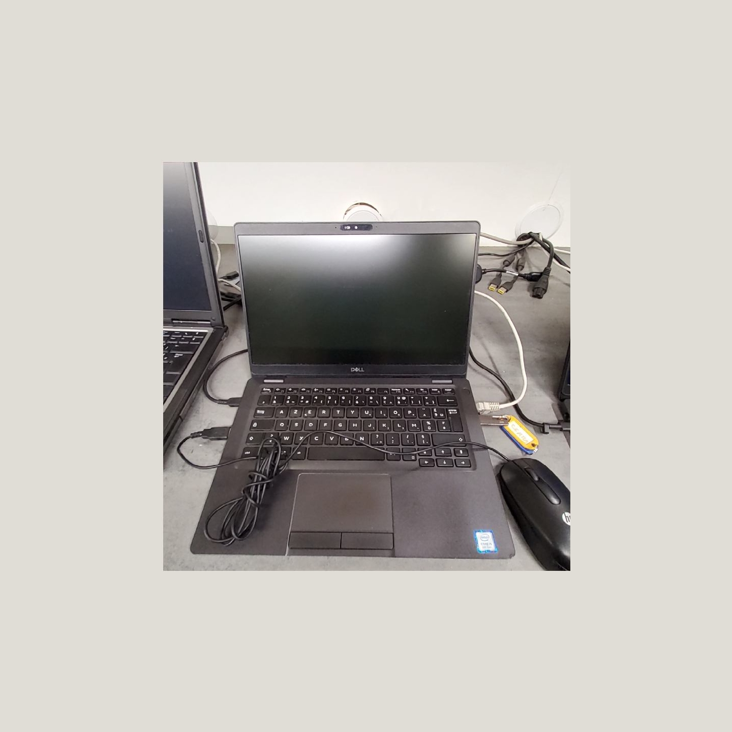 Dell Latitude 5300 | 8 GB | 1 x 256 SSD | B