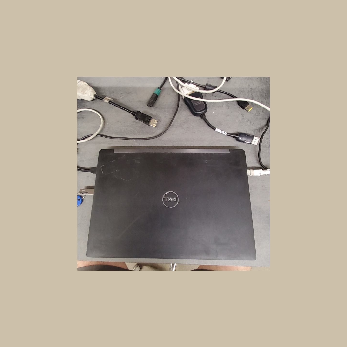 Dell Latitude 7290 | 8 GB | 1 x 256 SSD | A