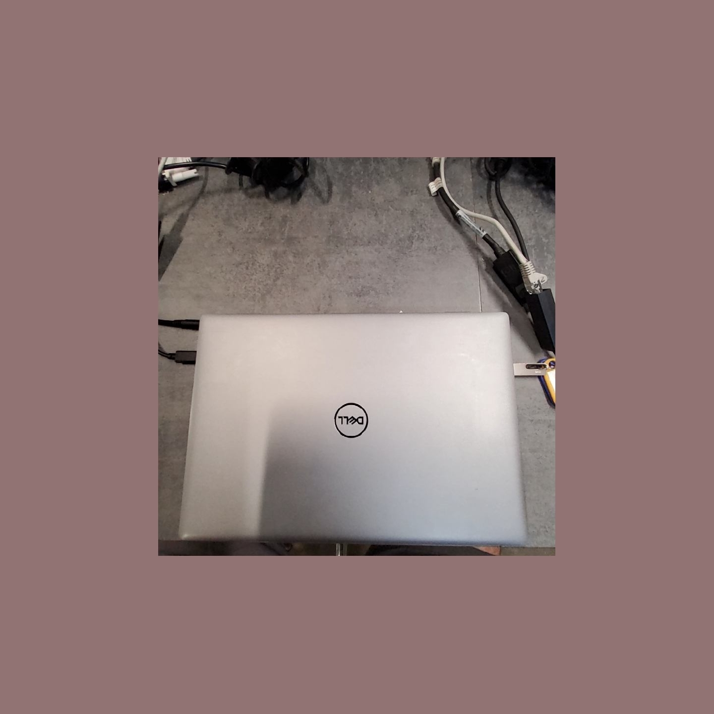 Dell Latitude 3330 | 8 GB | 1 x 256 SSD | A-