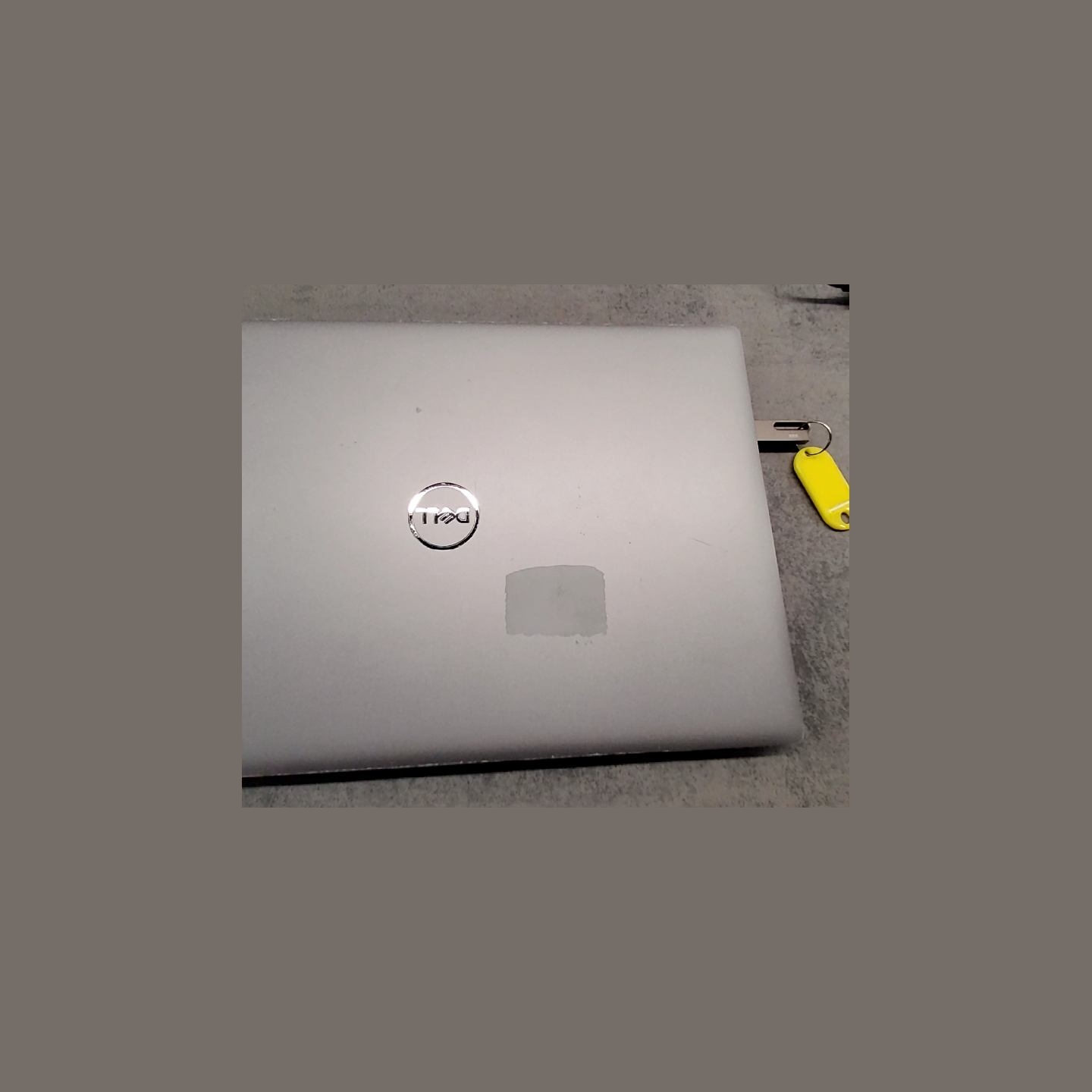 Dell Latitude 3330 | 8 GB | 1 x 256 SSD | A-