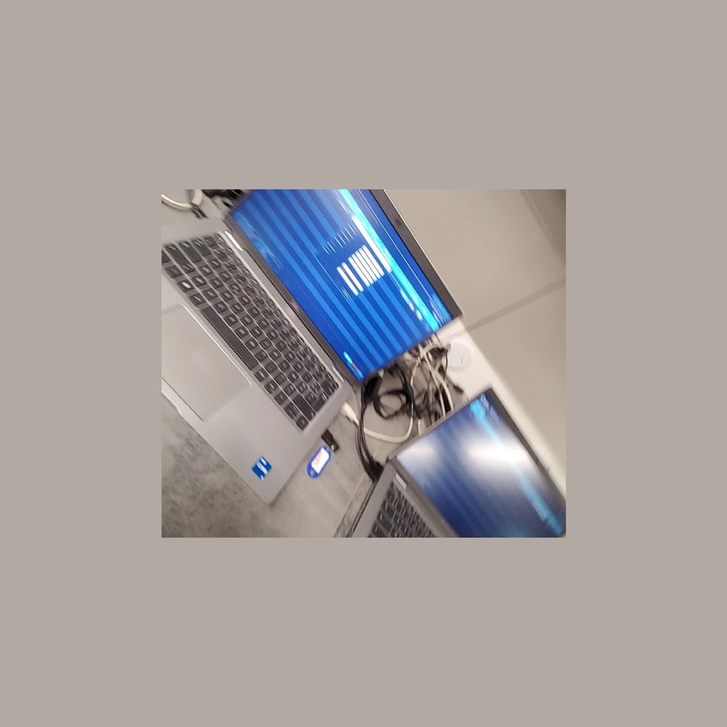 Dell Latitude 5420 | 8 GB | 1 x 256 SSD | A-