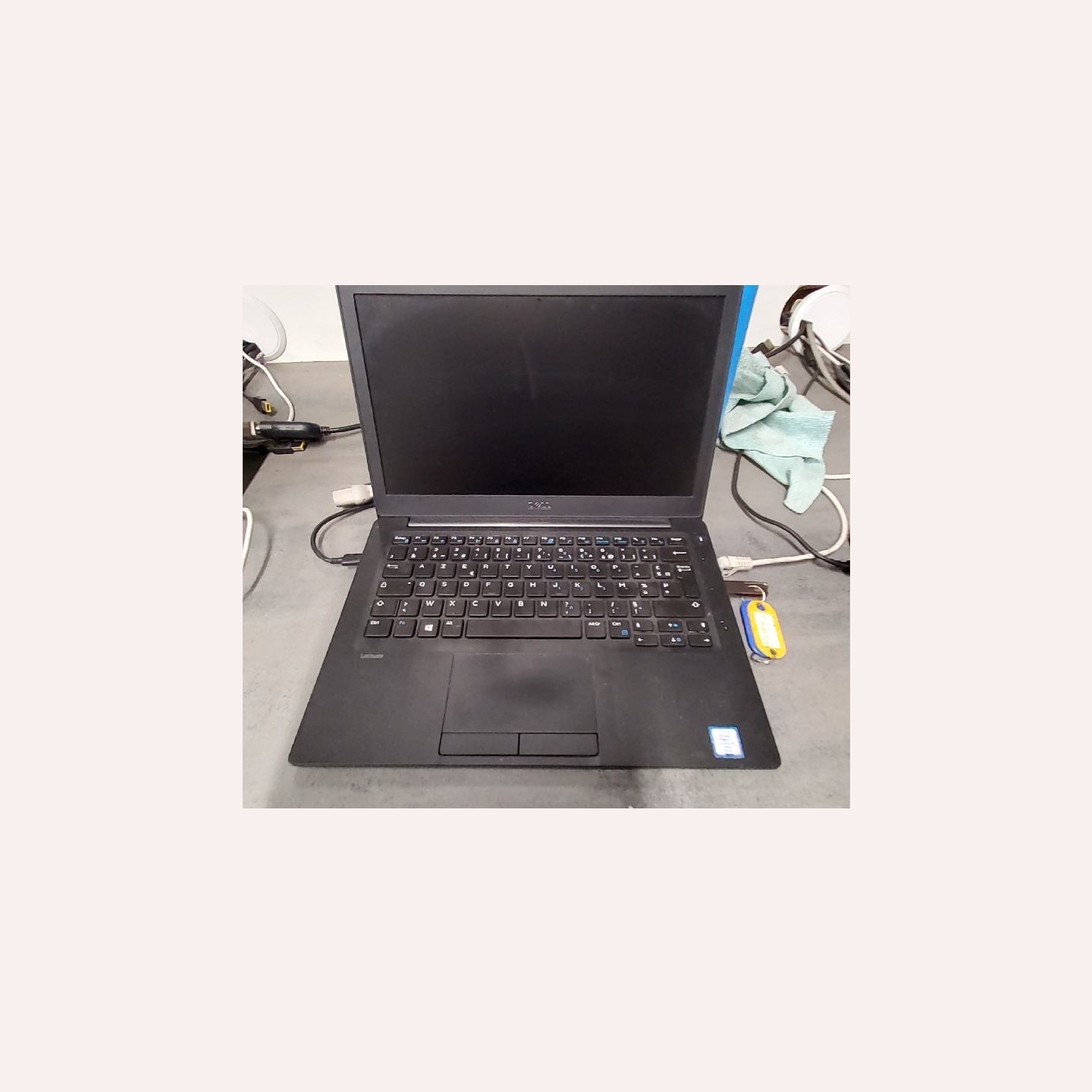 Dell Latitude 7280 | 8 GB | 1 x 256 SSD | A
