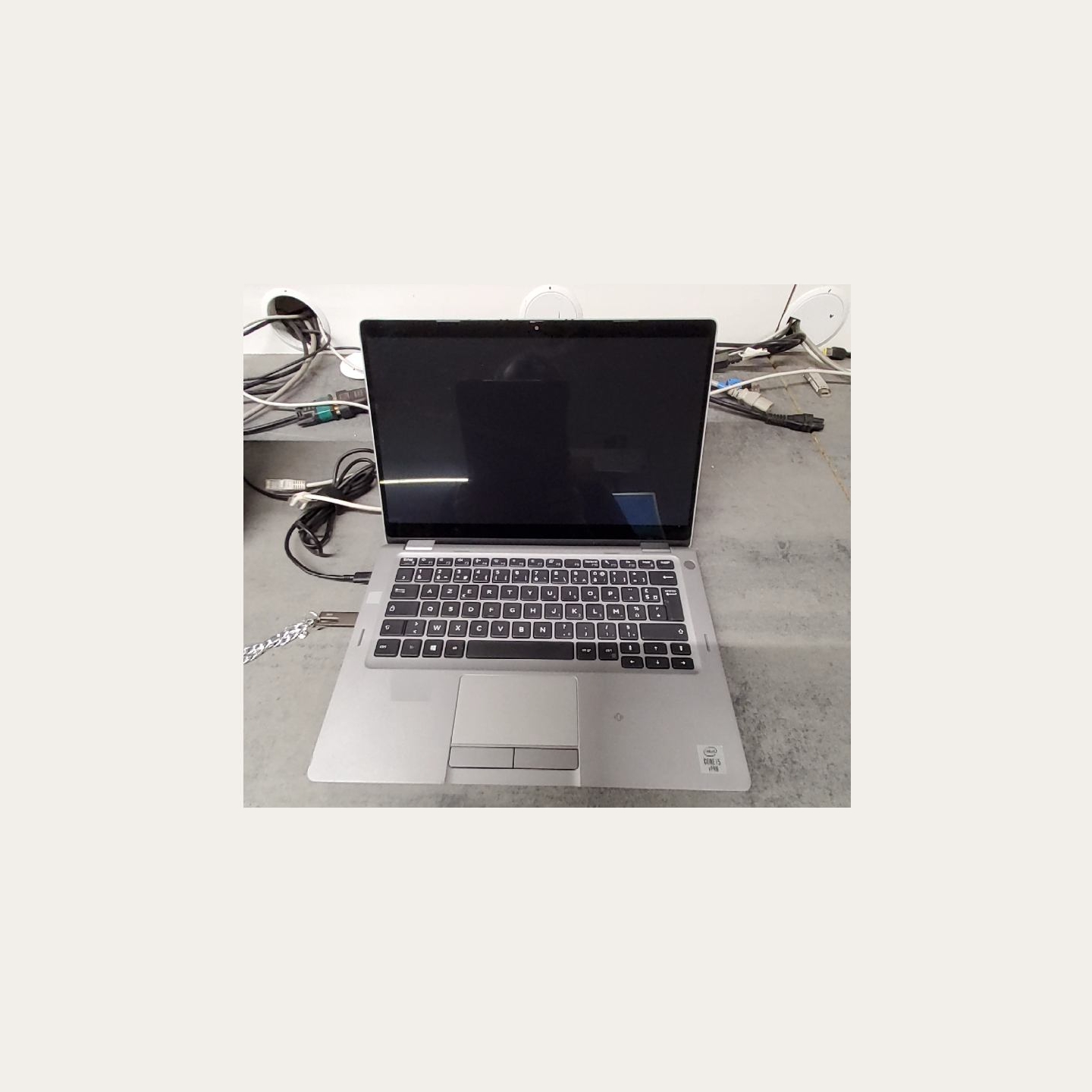 Dell Latitude 5310 2-in-1 | 8 GB | 1 x 512 SSD | B