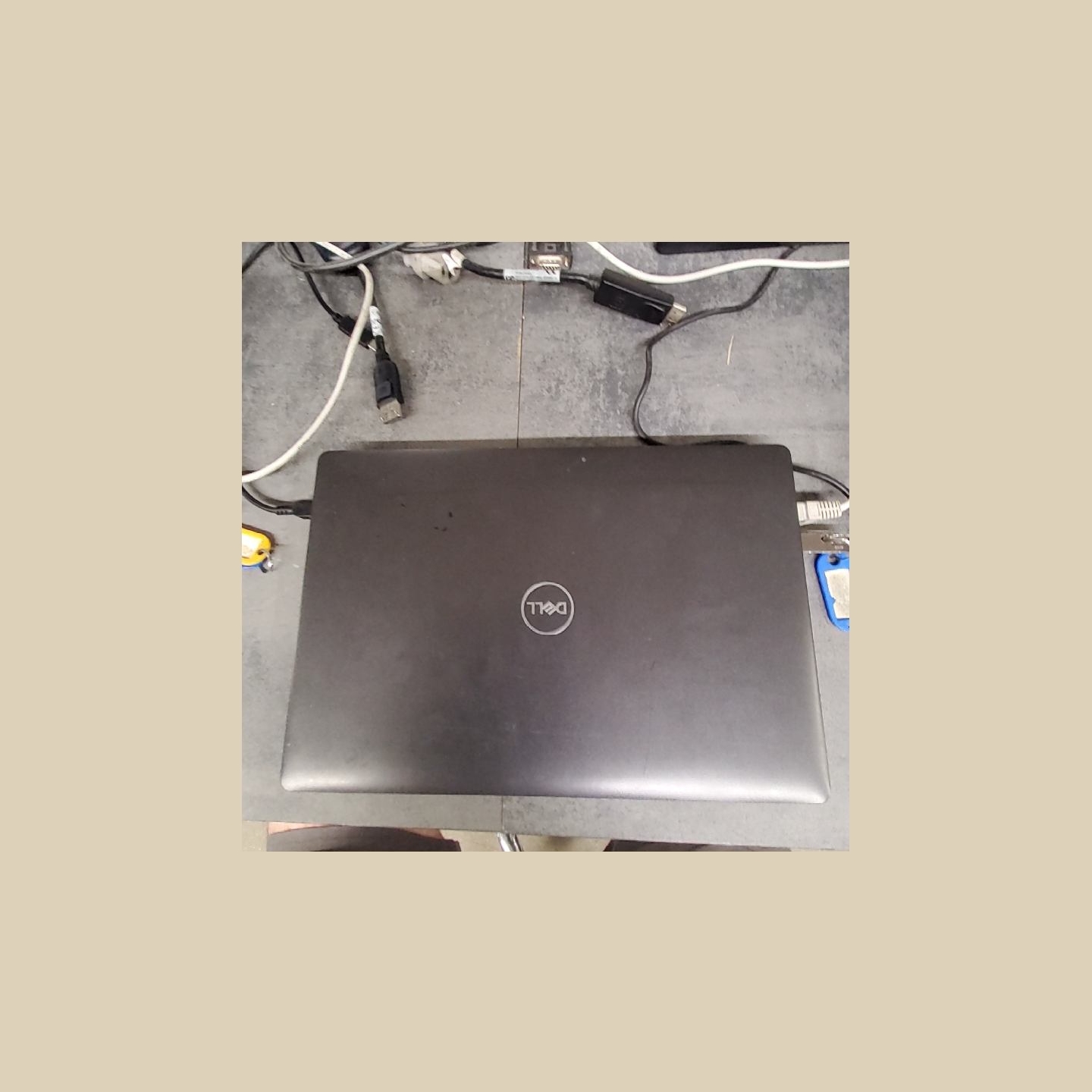 Dell Latitude 5300 | 8 GB | 1 x 256 SSD | B