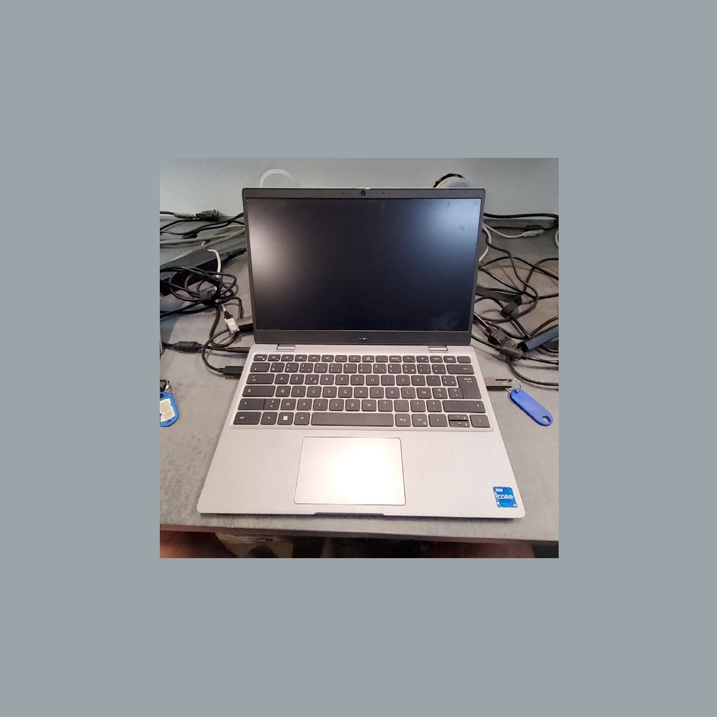 Dell Latitude 3330 | 8 GB | 1 x 256 SSD | A