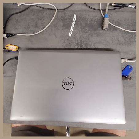 Dell Latitude 5520 | 16 GB | 1 x 512 SSD | B