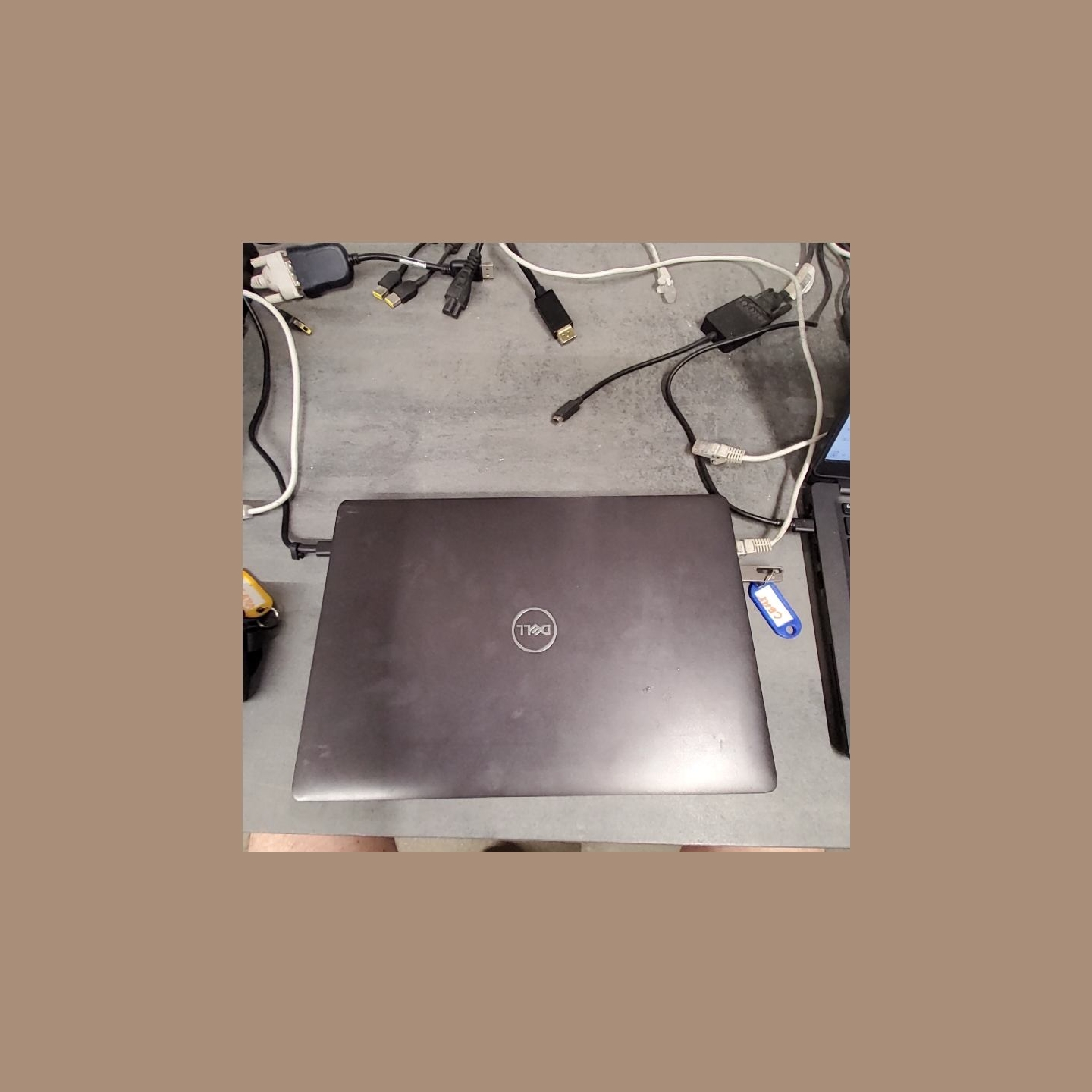 Dell Latitude 5300 | 8 GB | 1 x 256 SSD | B