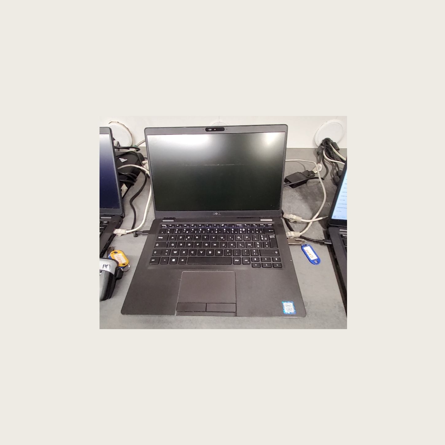 Dell Latitude 5300 | 8 GB | 1 x 256 SSD | B