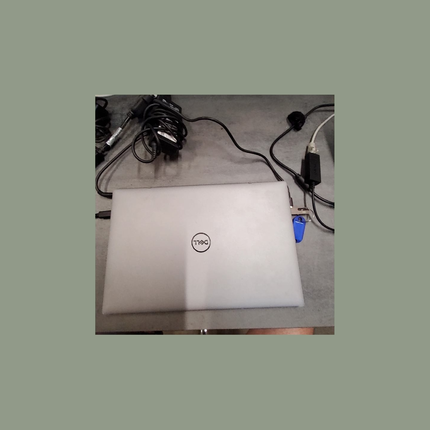 Dell Latitude 3320 | 8 GB | 1 x 256 SSD | A-
