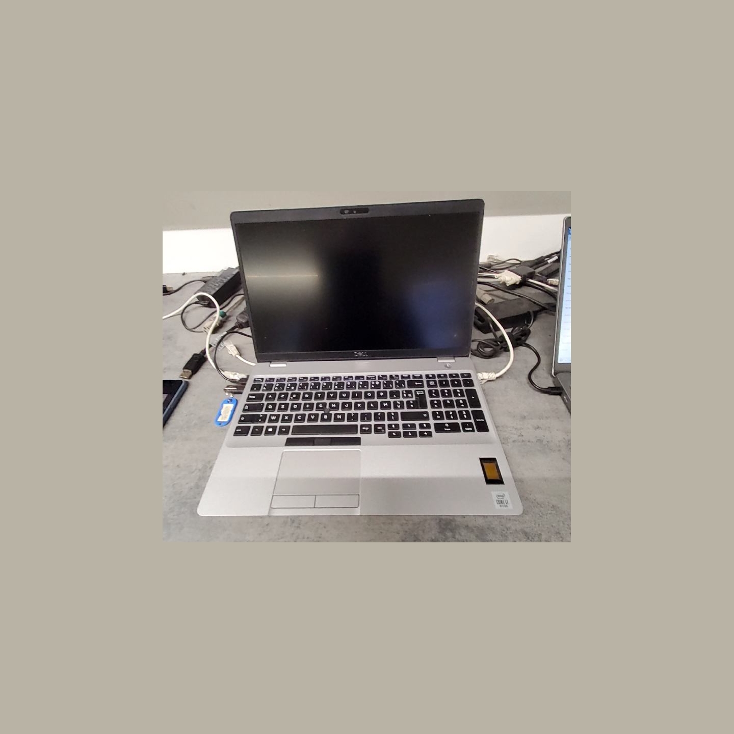 Dell Latitude 5510 | 16 GB | 1 x 512 SSD | B
