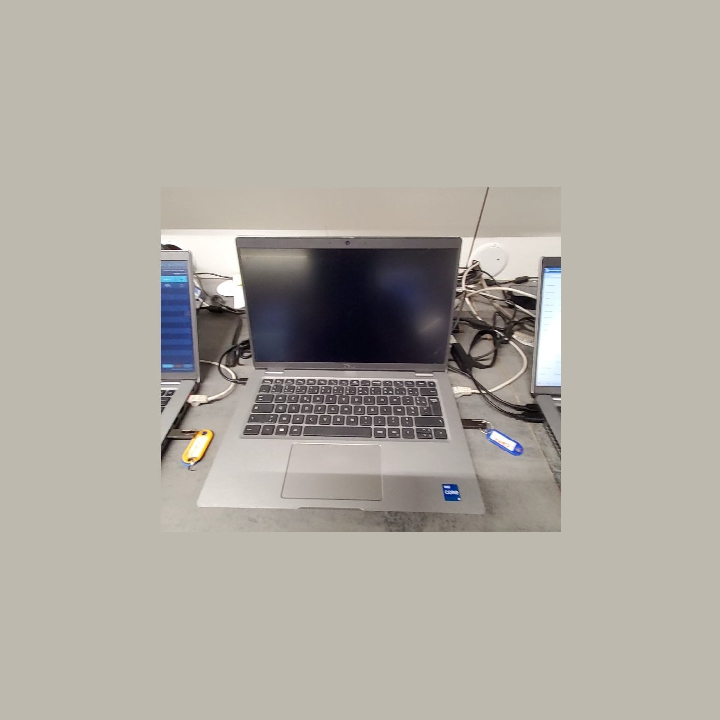 Dell Latitude 5420 | 8 GB | 1 x 256 SSD | A-