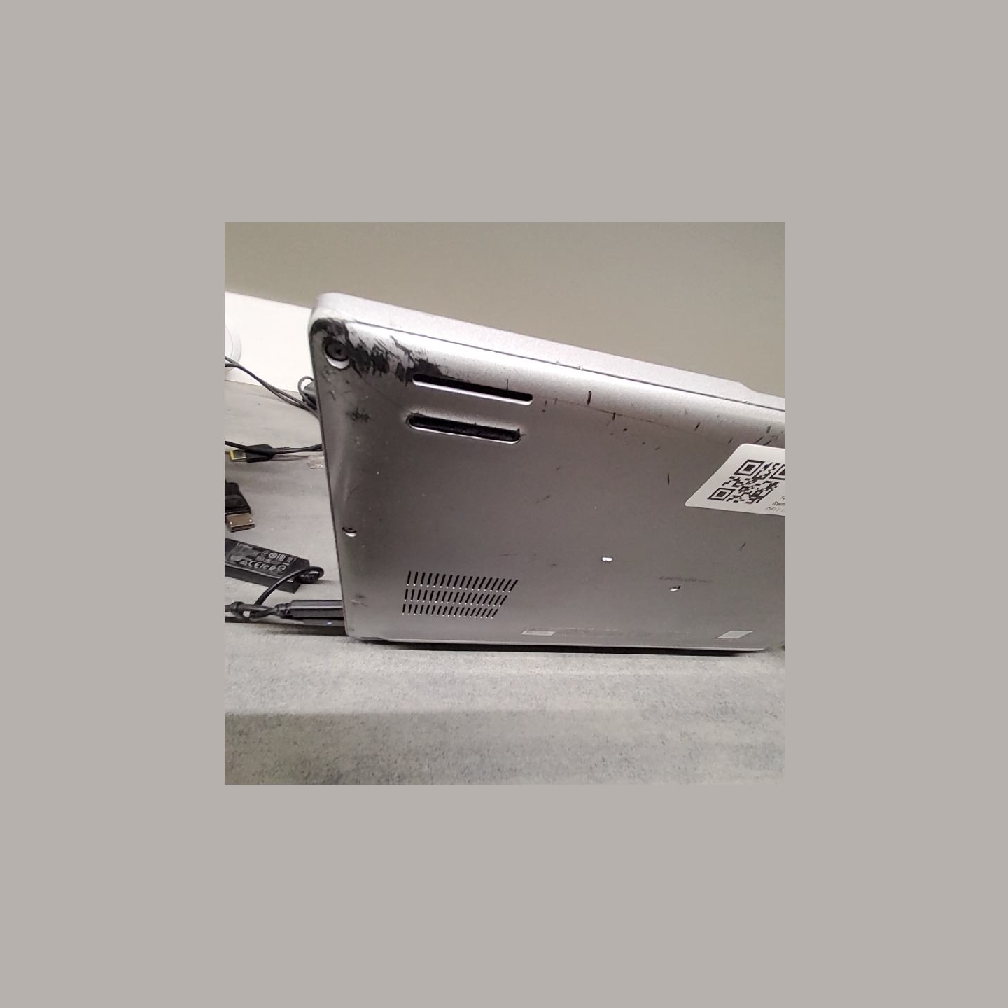 Dell Latitude 5420 | 8 GB | 1 x 256 SSD | B