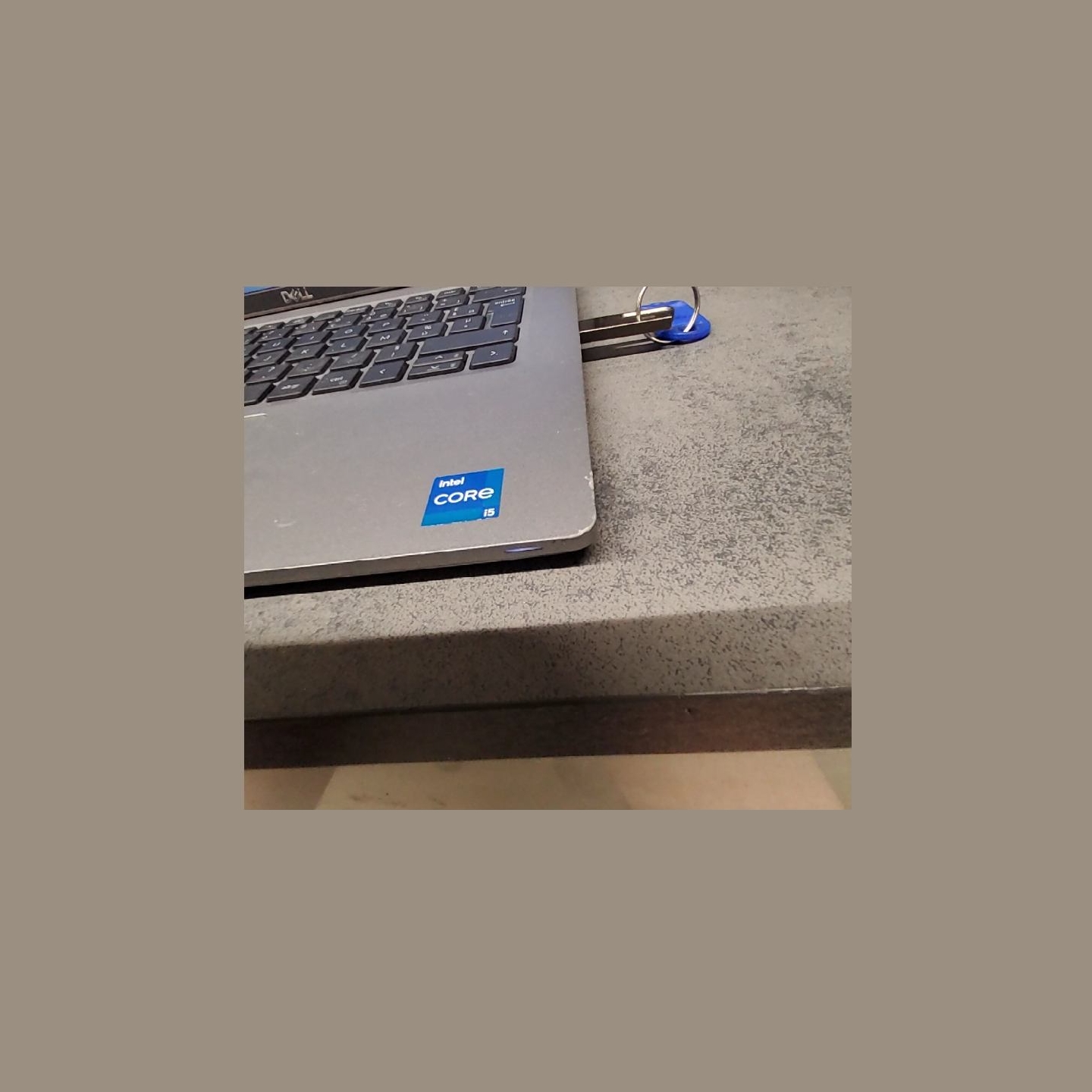 Dell Latitude 5420 | 8 GB | 1 x 256 SSD | B