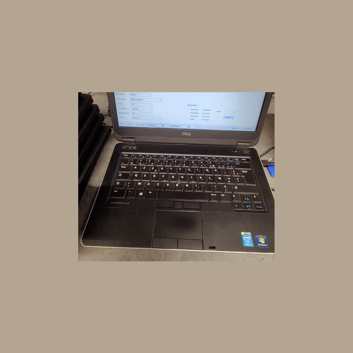 Dell Latitude E6440 | 4 GB | 1 x 500 HDD | A-