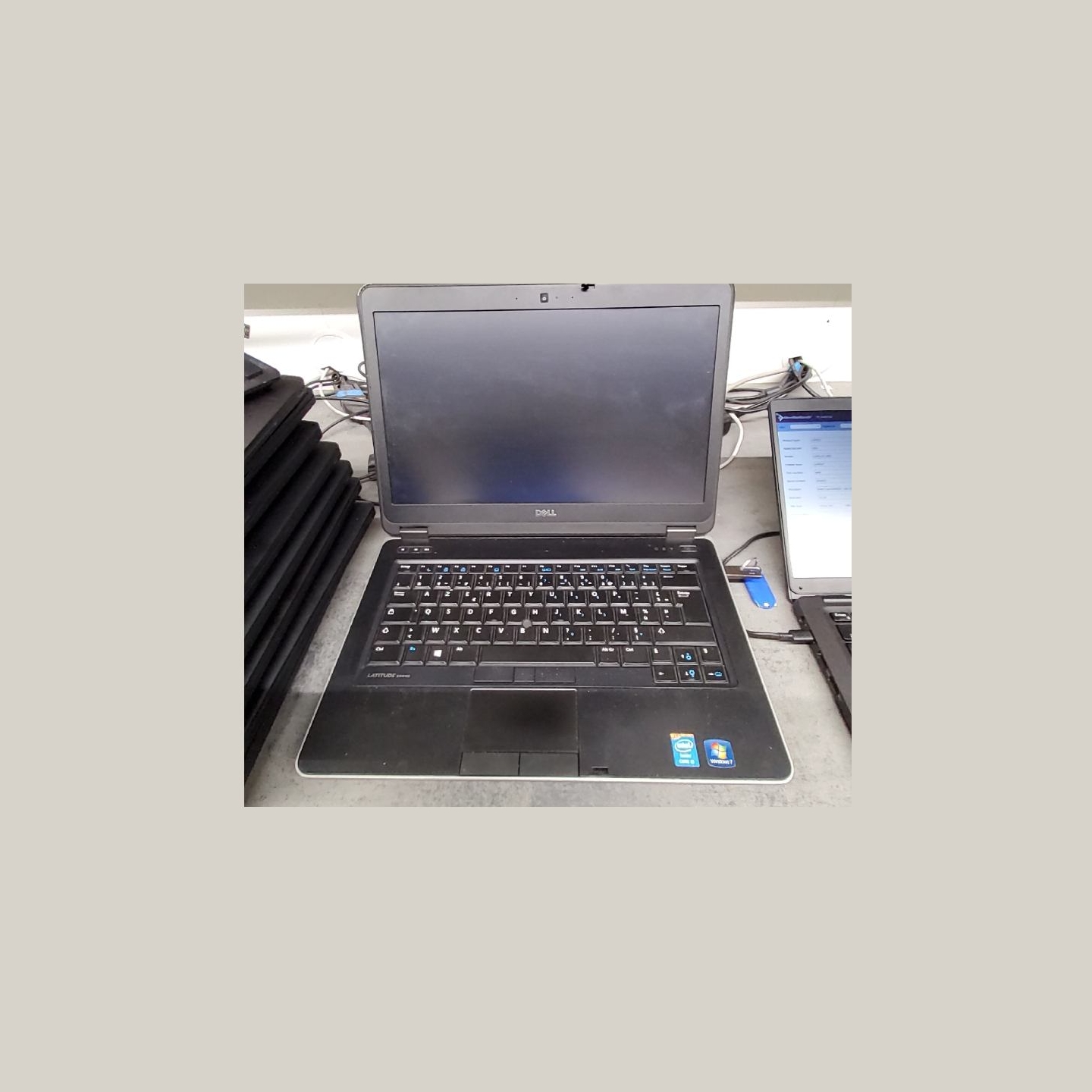 Dell Latitude E6440 | 4 GB | 1 x 500 HDD | A-