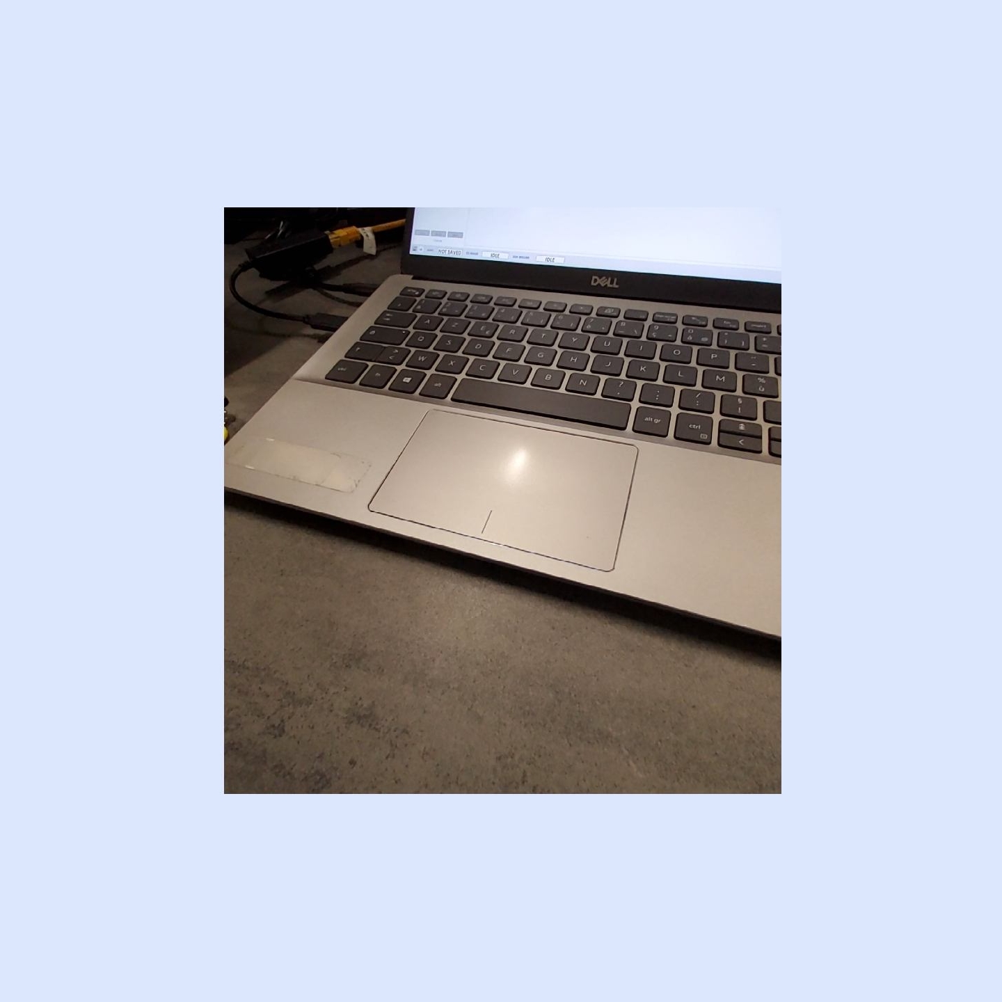 Dell Latitude 3301 | 8 GB | 1 x 256 SSD | B