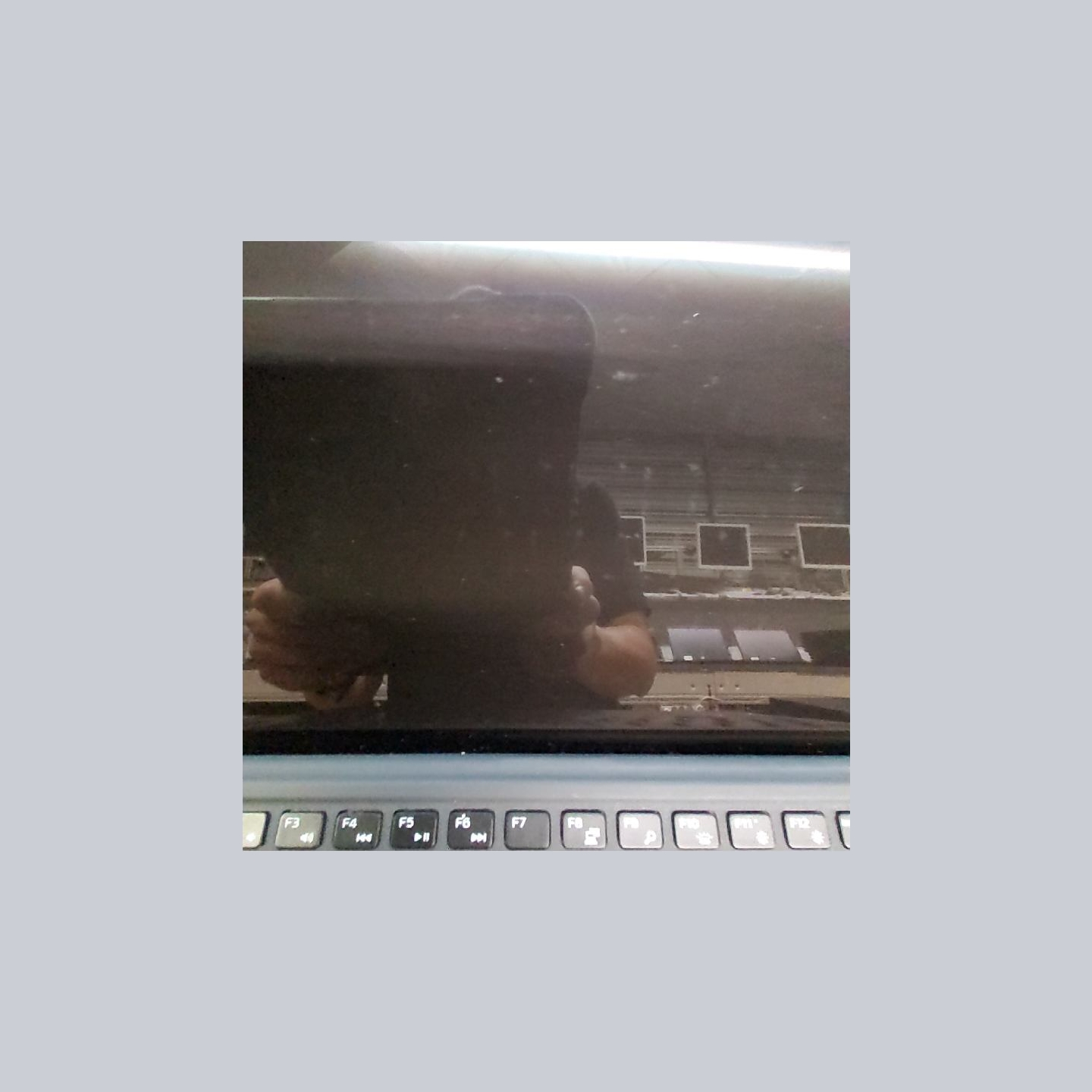 Dell Latitude 5290 2-in-1 | 8 GB | 1 x 256 SSD | B