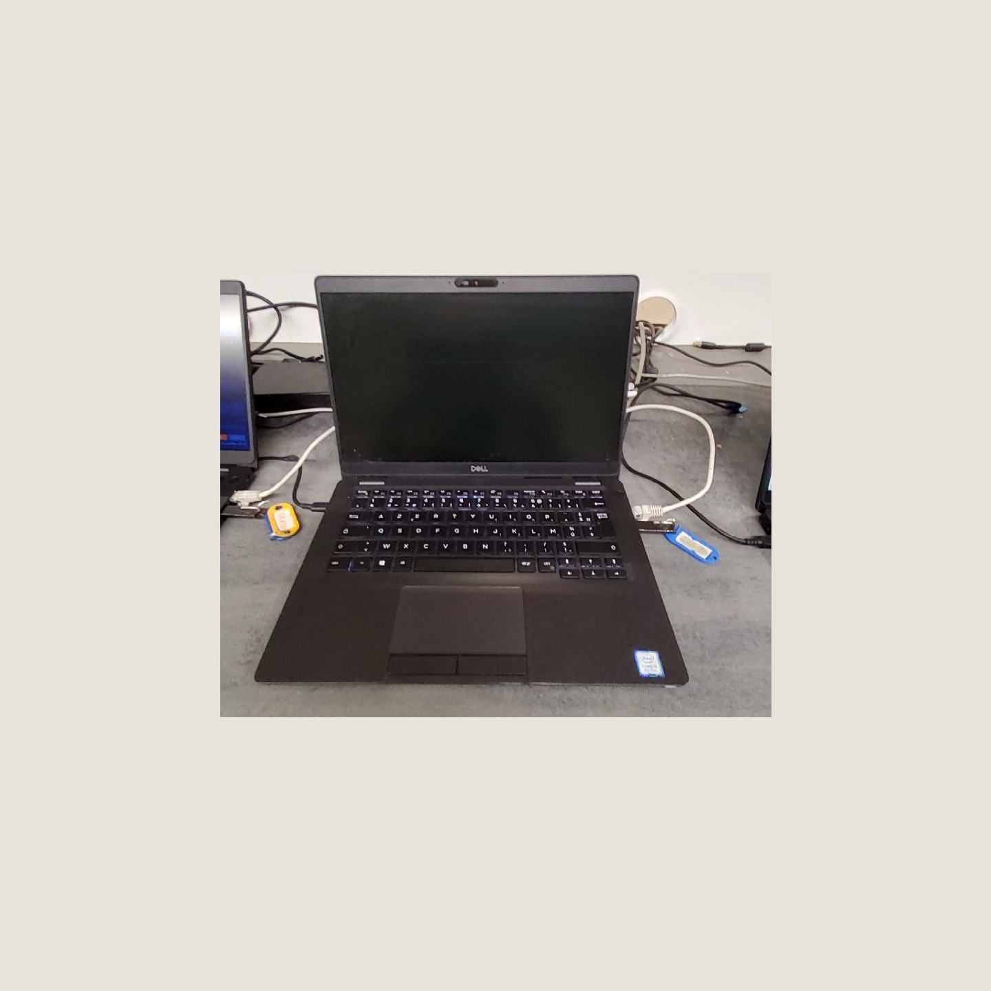 Dell Latitude 5300 | 8 GB | 1 x 256 SSD | B