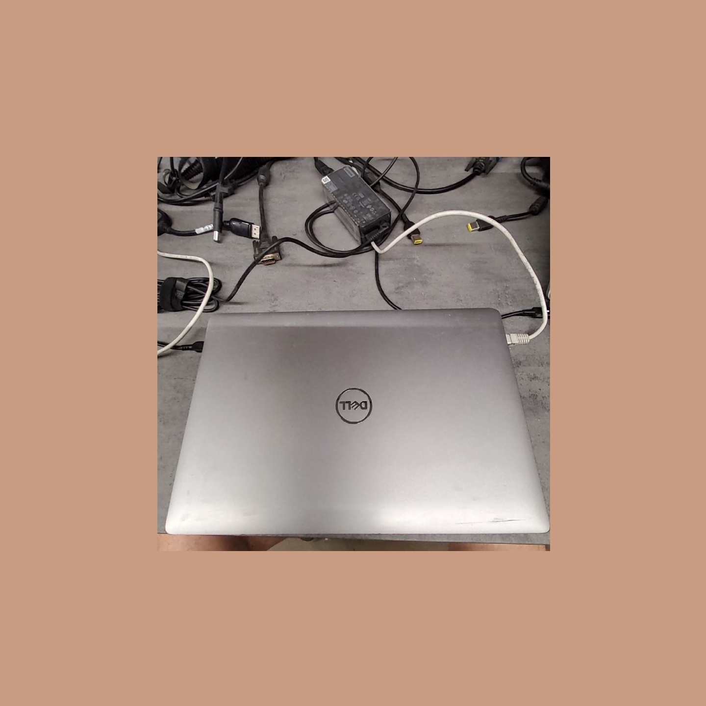 Dell Latitude 5420 | 8 GB | 1 x 256 SSD | A-