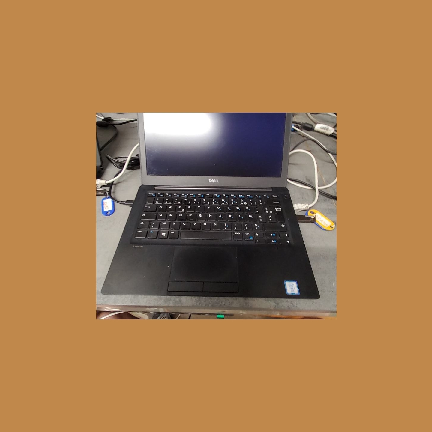 Dell Latitude 7280 | 8 GB | 1 x 256 SSD | A