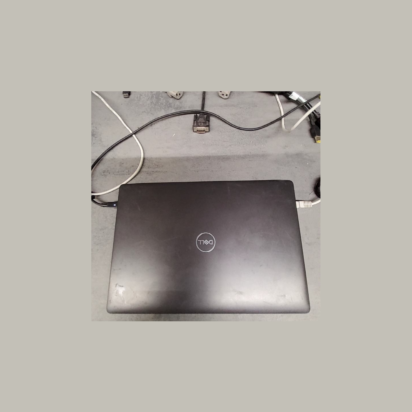 Dell Latitude 5300 | 8 GB | 1 x 256 SSD | A