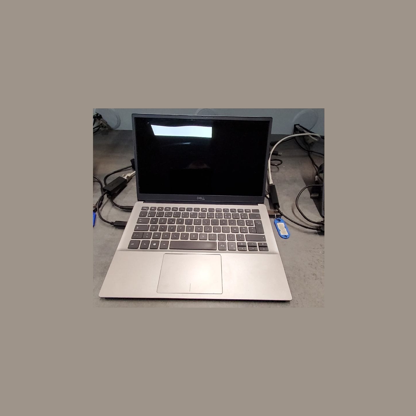 Dell Latitude 3301 | 8 GB | 1 x 256 SSD | A