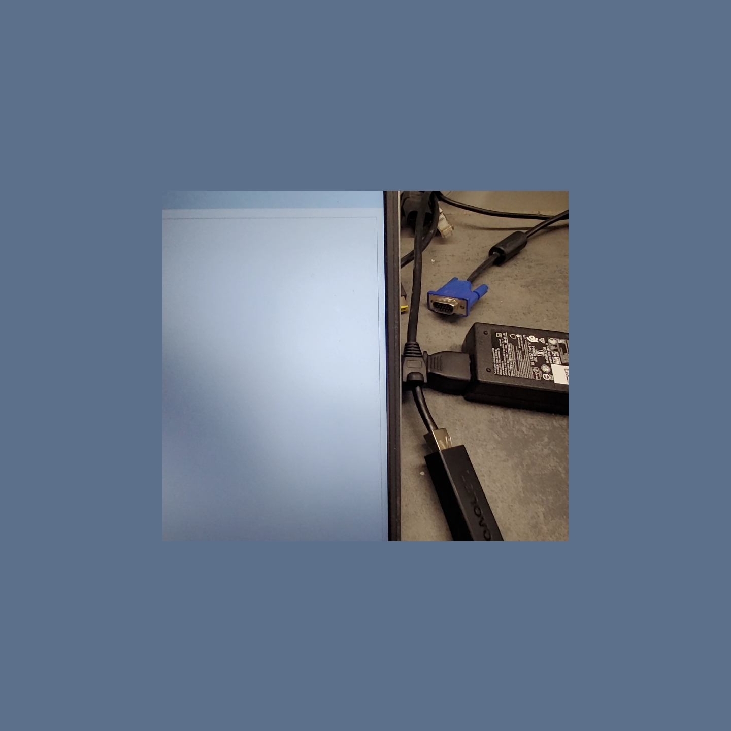 Dell Latitude 3320 | 8 GB | 1 x 256 SSD | B