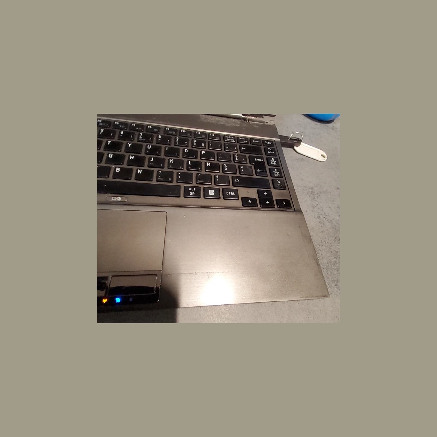 Toshiba Portege Z930 | 4 GB | 1 x 256 SSD | A-