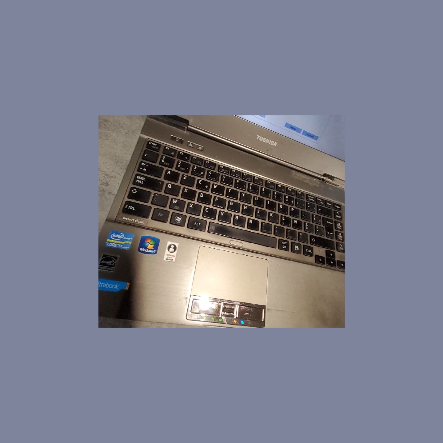 Toshiba Portege Z930 | 4 GB | 1 x 256 SSD | A-
