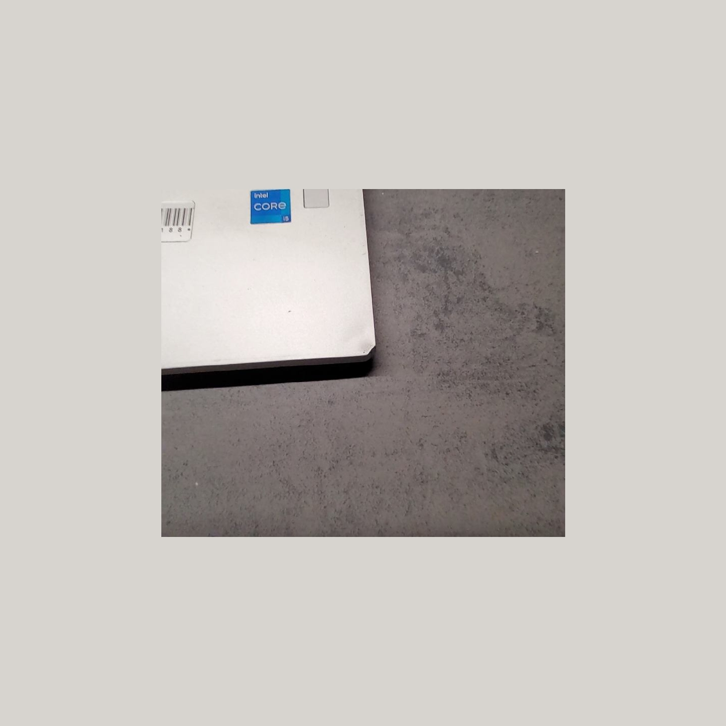 HP EliteBook 850 G8 | 8 GB | 1 x 256 SSD | B