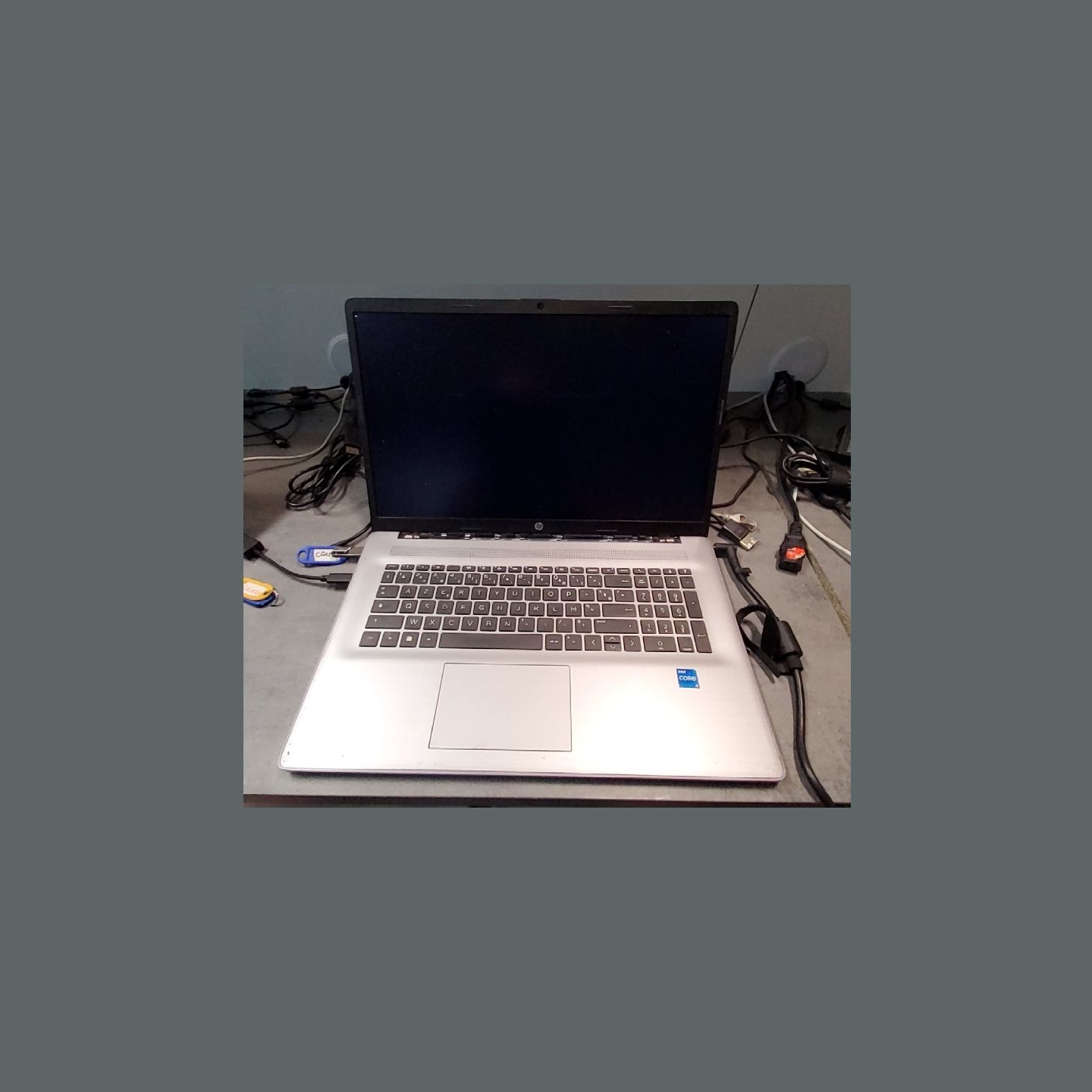 HP 470 G9 NB | 16 GB | 1 x 512 SSD | A-