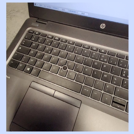 HP ZBook 15U G3 | 8 GB | 1 x 256 SSD | A