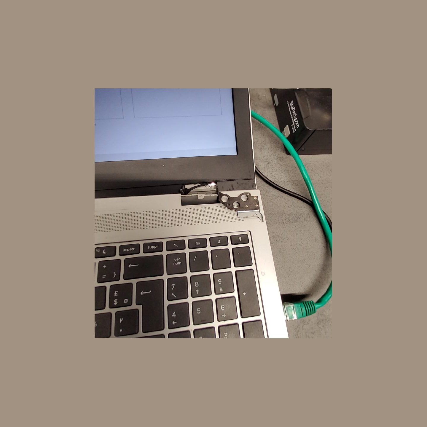 HP ProBook 650 G4 | 8 GB | 1 x 256 SSD | B
