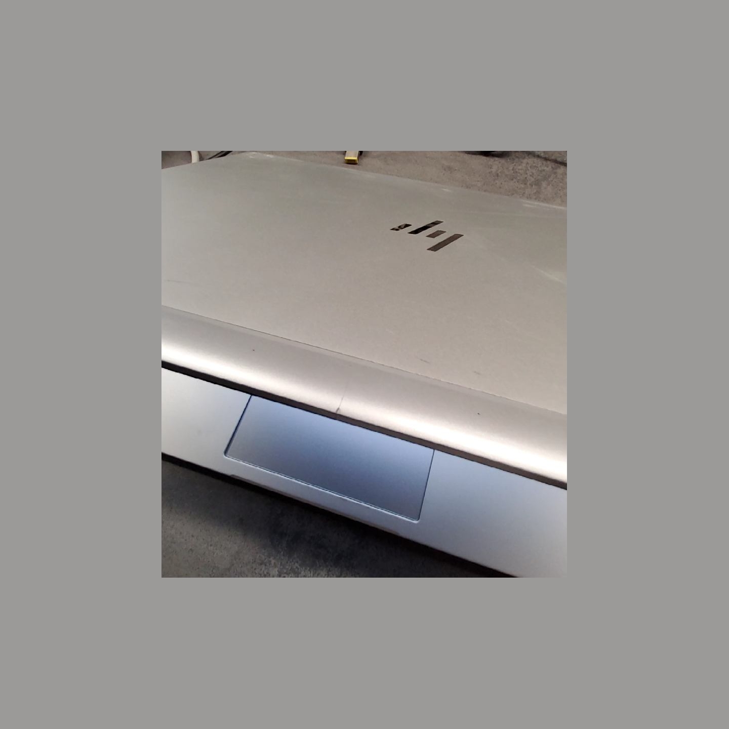 HP EliteBook 840 G5 | 8 GB | 1 x 256 SSD | A-