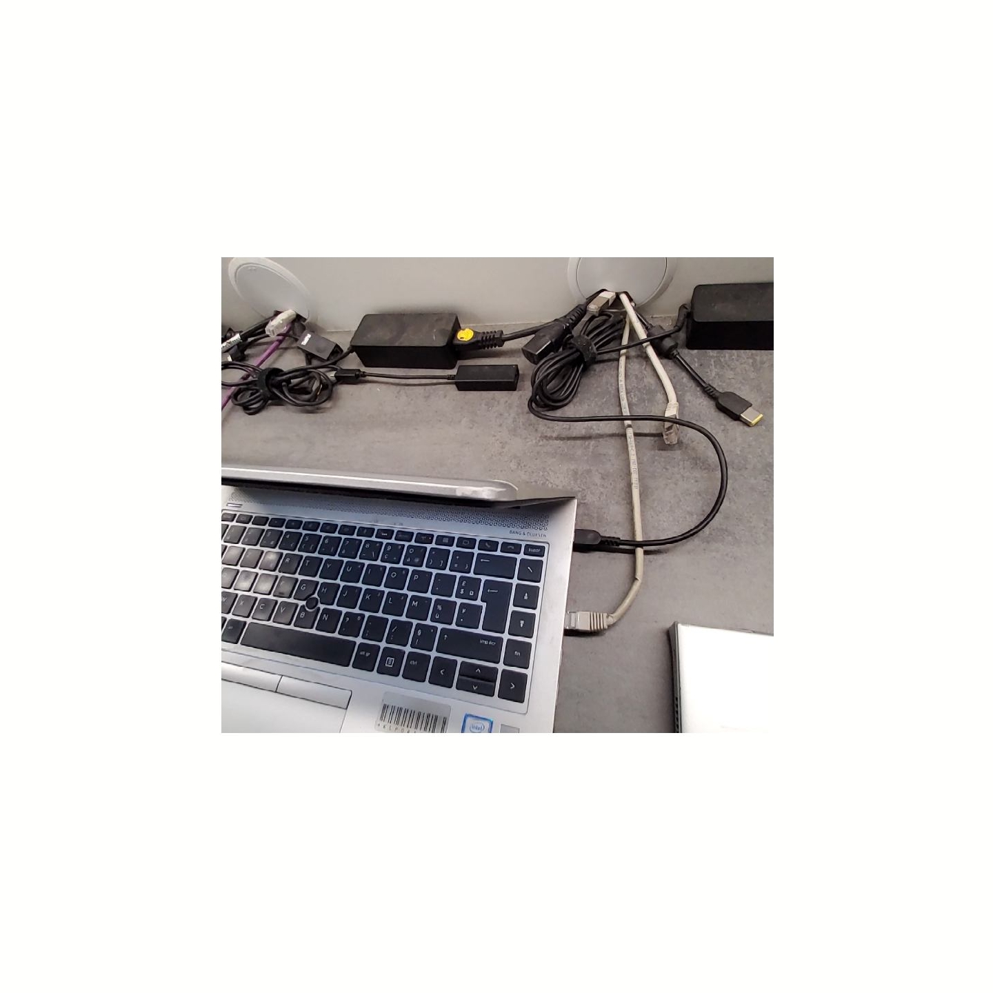 HP EliteBook 840 G5 | 8 GB | 1 x 256 SSD | B