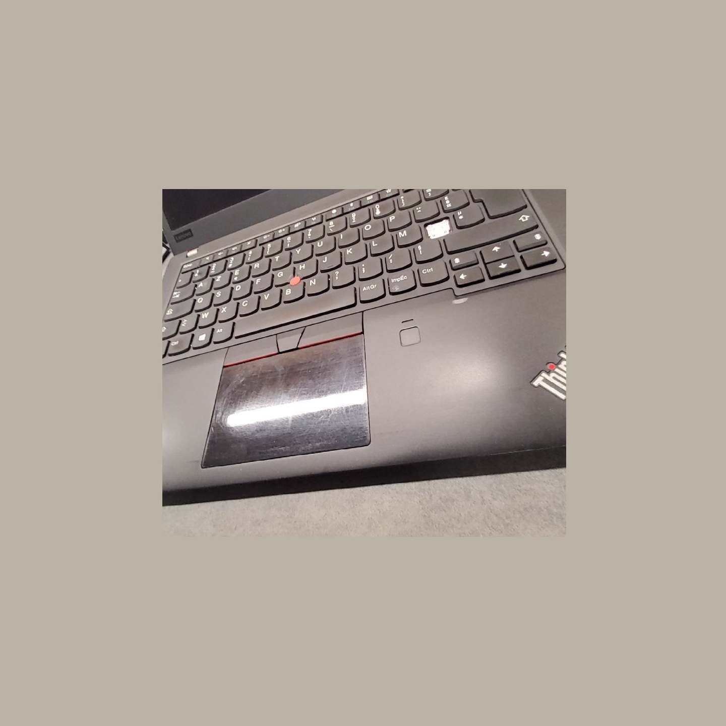 Lenovo ThinkPad T480s | 8 GB | 1 x 256 SSD | B